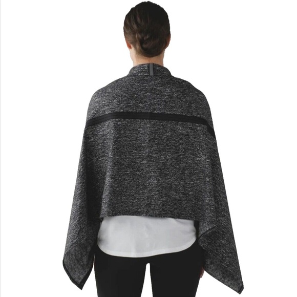 NWT Lululemon Vinyasa Wrap Running Lyon Suited Jacquard Black & White Size O/S - Picture 1 of 6